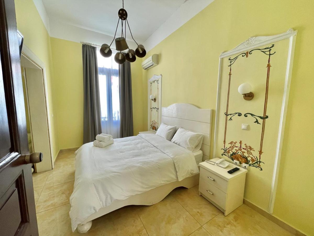 Hotel Augustos 3*