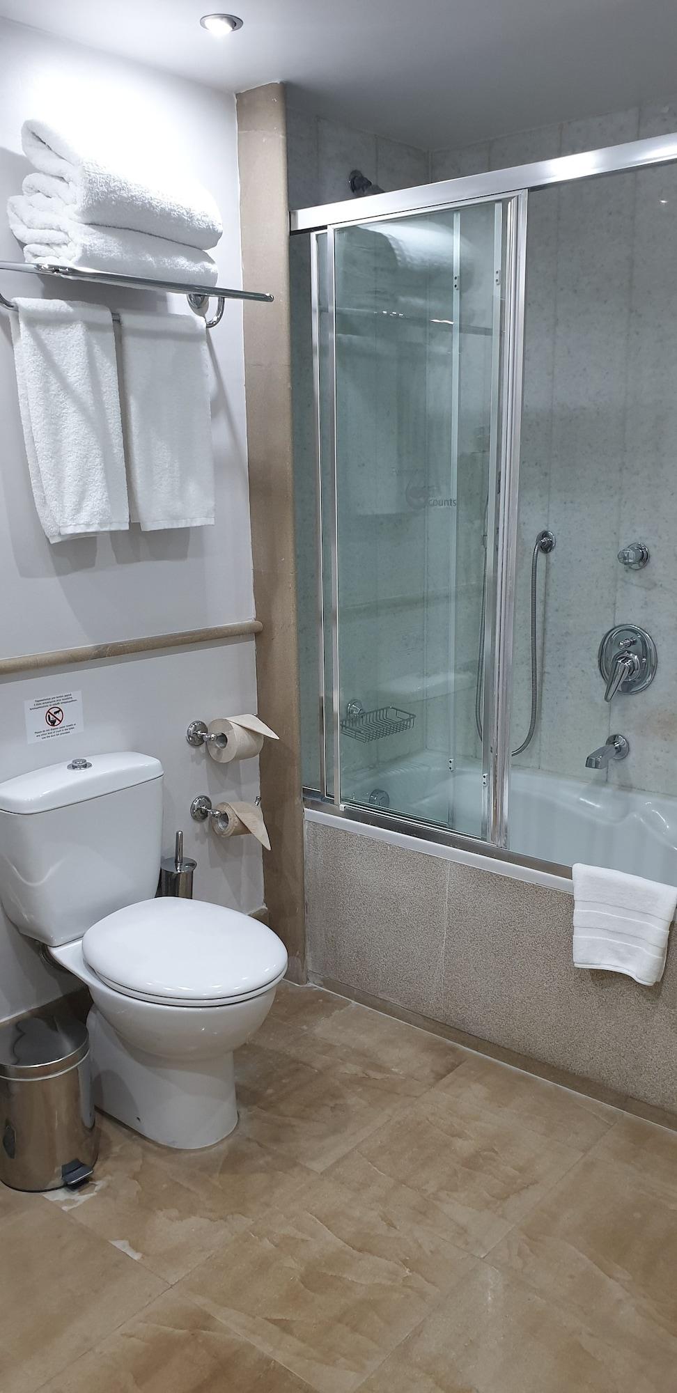 Capsis Bristol Boutique Hotel 5*