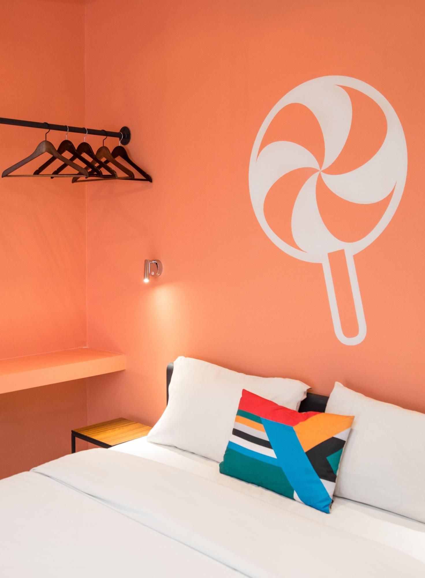 Colors Living Daire