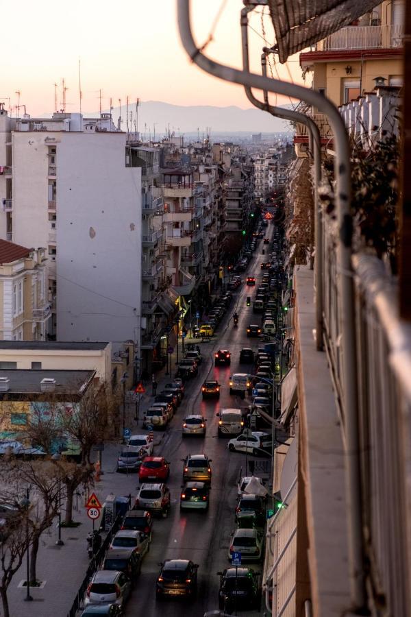 Is Căn hộ