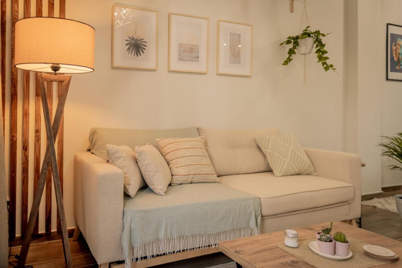 Aphrodite's On Agia Sofia Midas Apartment *