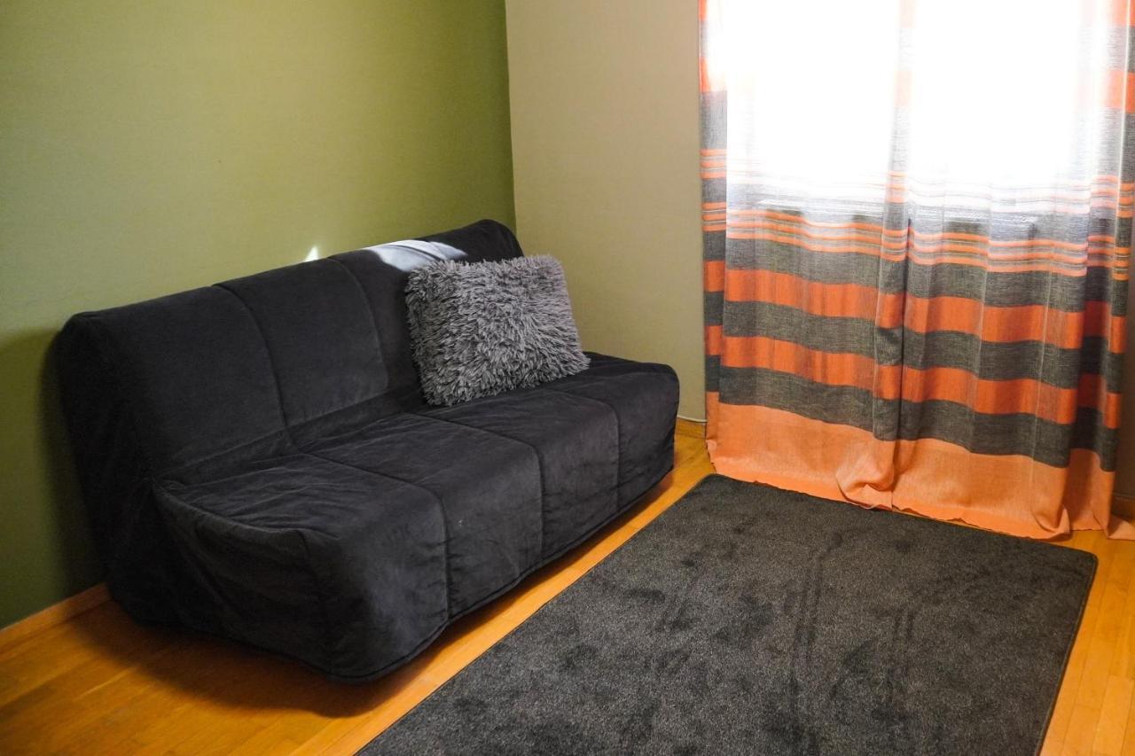 Westside Apartment, 2 Bdrms, Vesta Philoxenia