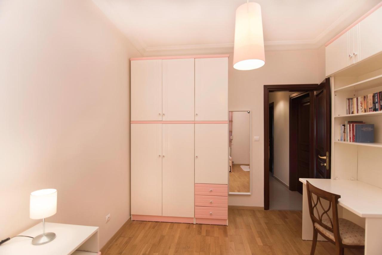 Nesting Ramblers Skg #1 Apartment *