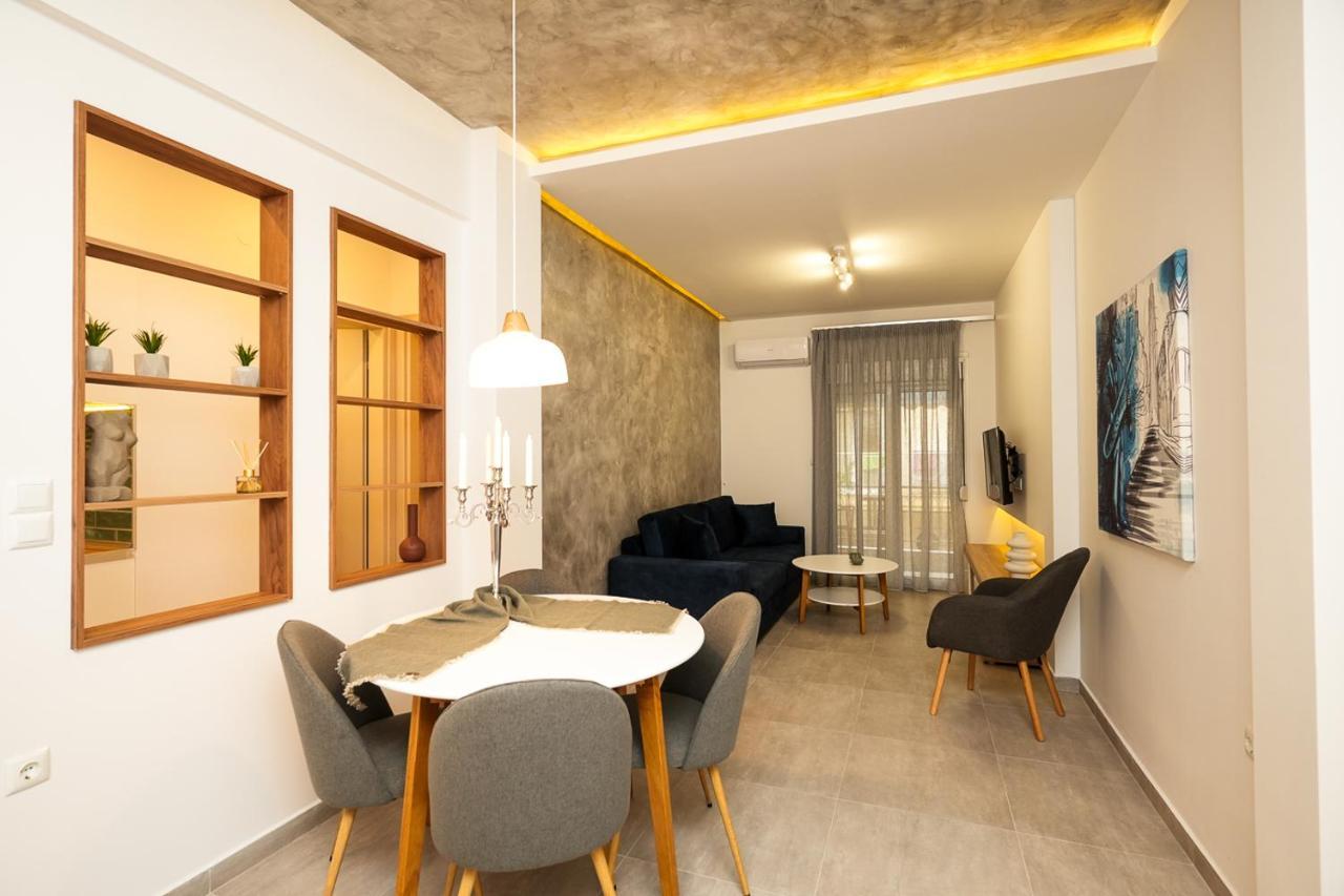Apartment Philosophy Of Sofoclis *