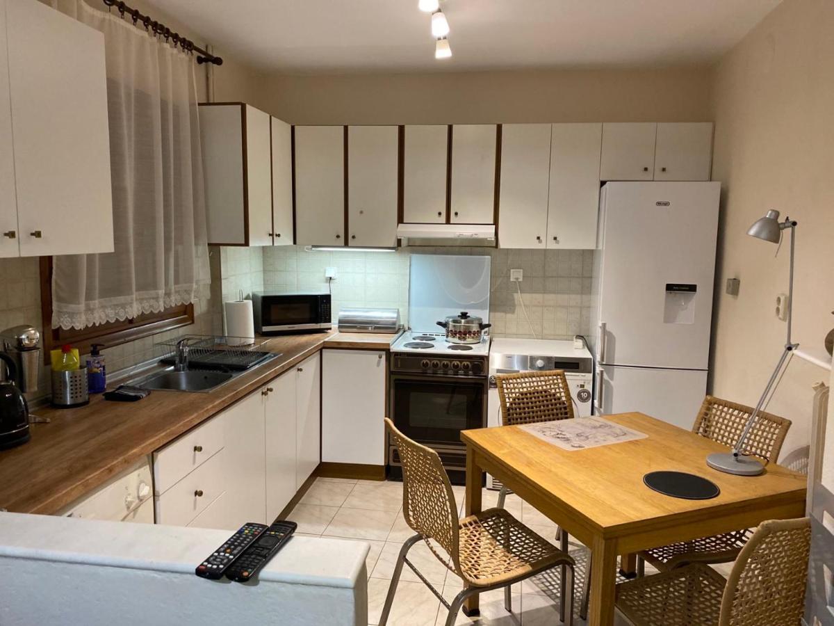 Apartment Ano Poli With Yard Thessaloniki
