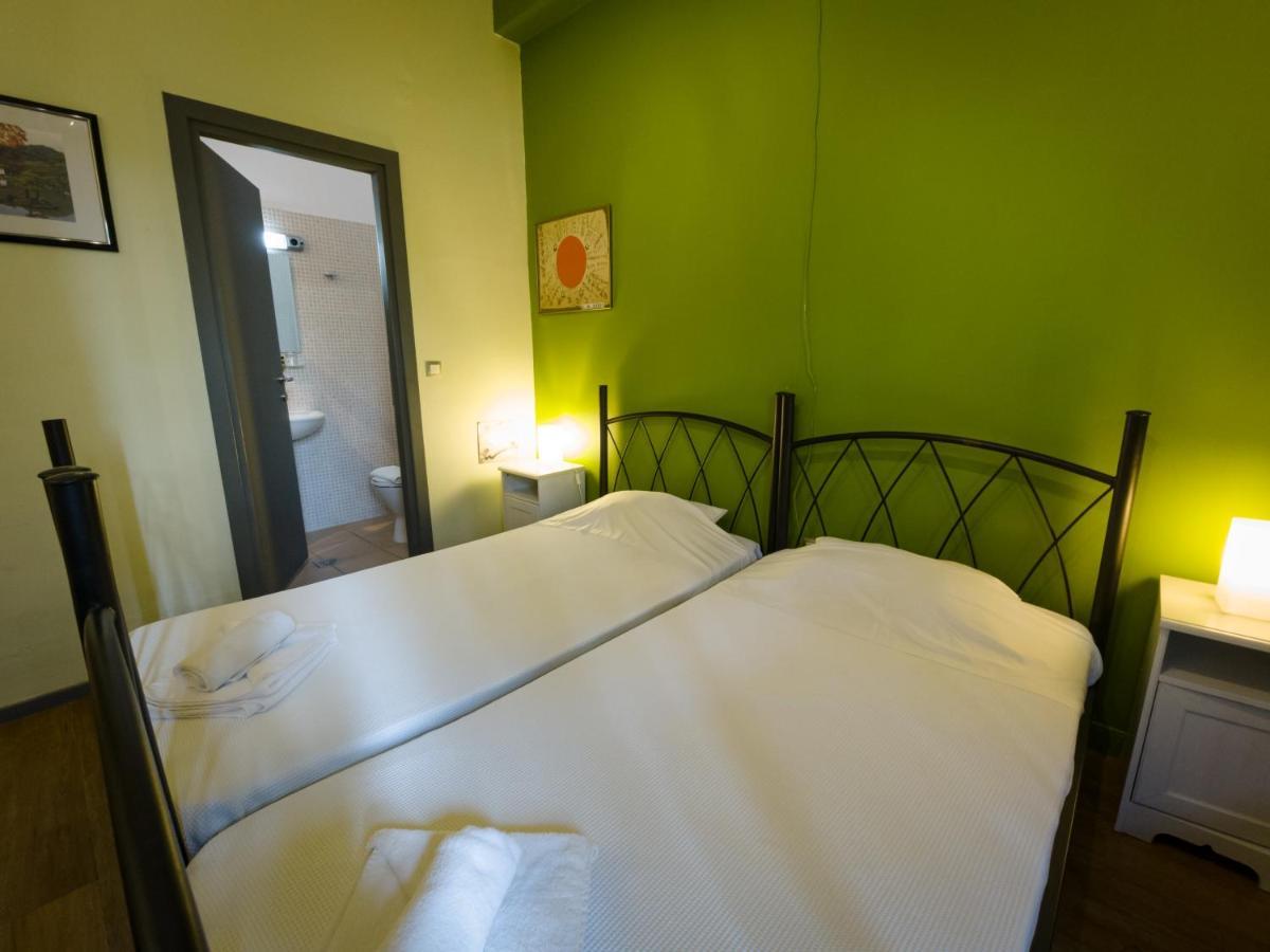 Guest house Rentrooms 3*