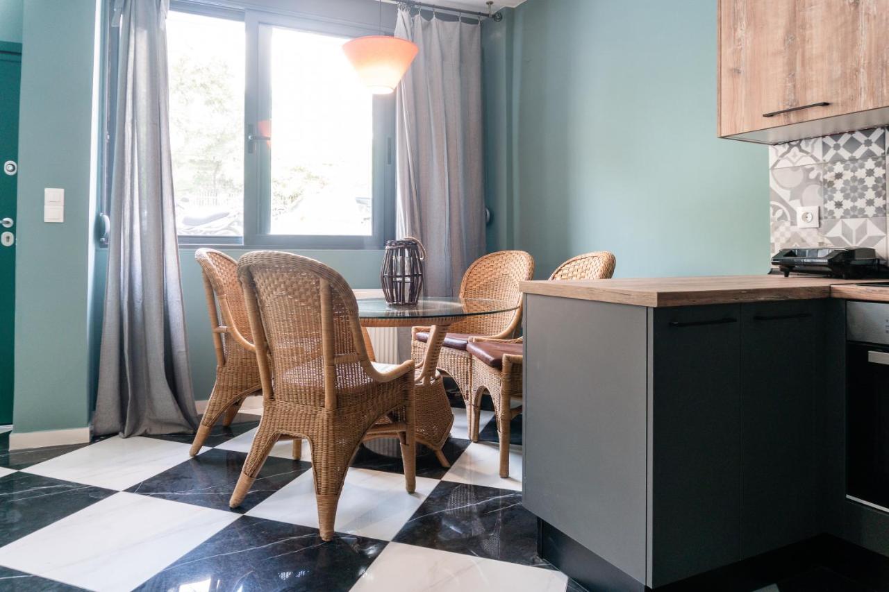 Art Deco Chess Casa, With Private Patio Apartment Thessaloniki