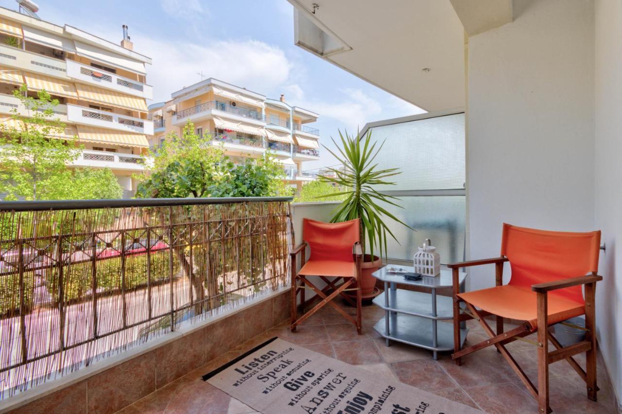 East Living - Netflix, Vesta Philoxenia *