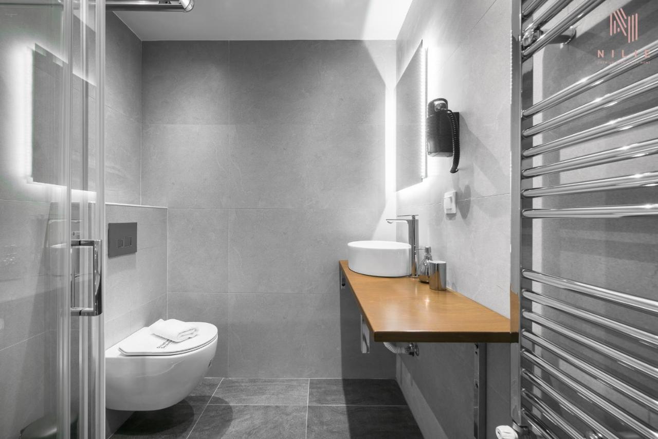 P30, Nilie Hospitality Mgmt * Thessaloniki