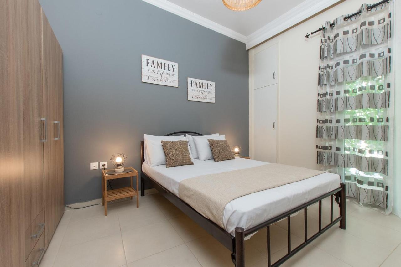 F & B Collection - For 5 * Thessaloniki
