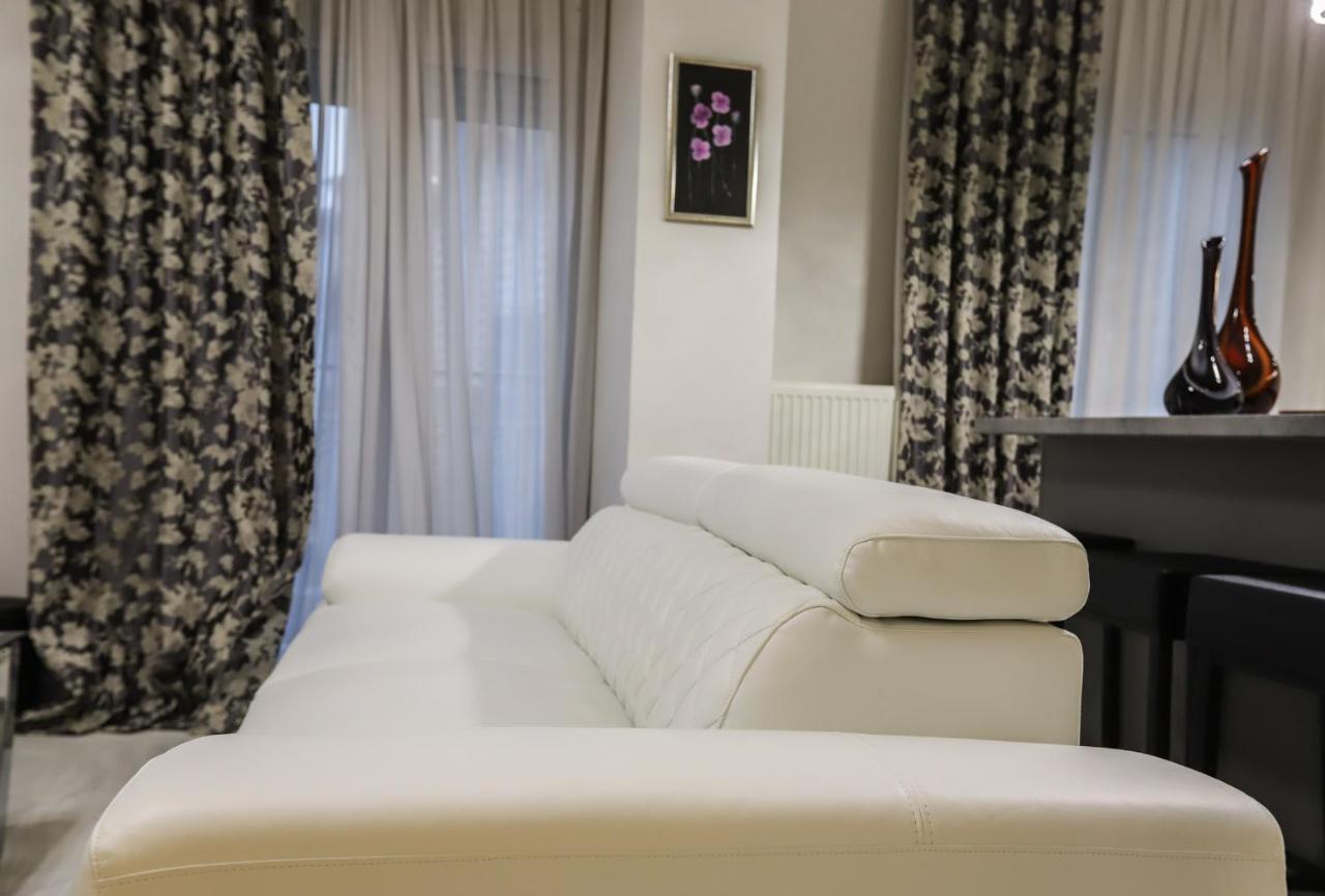 Erythrina #colony_deluxe_suite Apartment