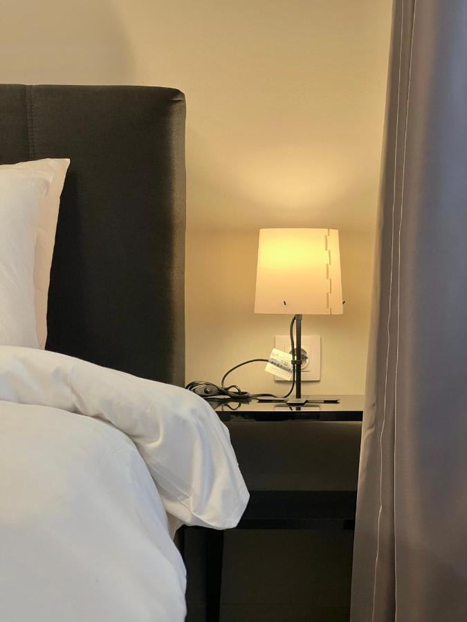 Appartement Aura V6 Outdated *