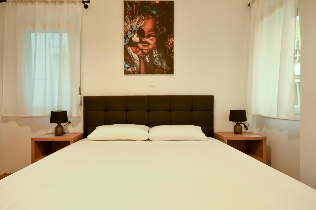 Center Comfortable *
