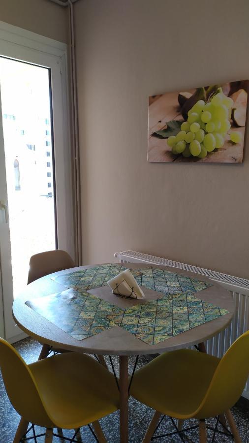 Julie's Sunshine Apartment