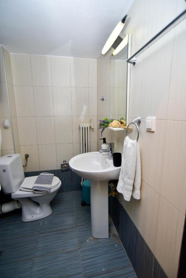 Colourful & Family-friendly Flat With A Funky Swing! Thessaloniki