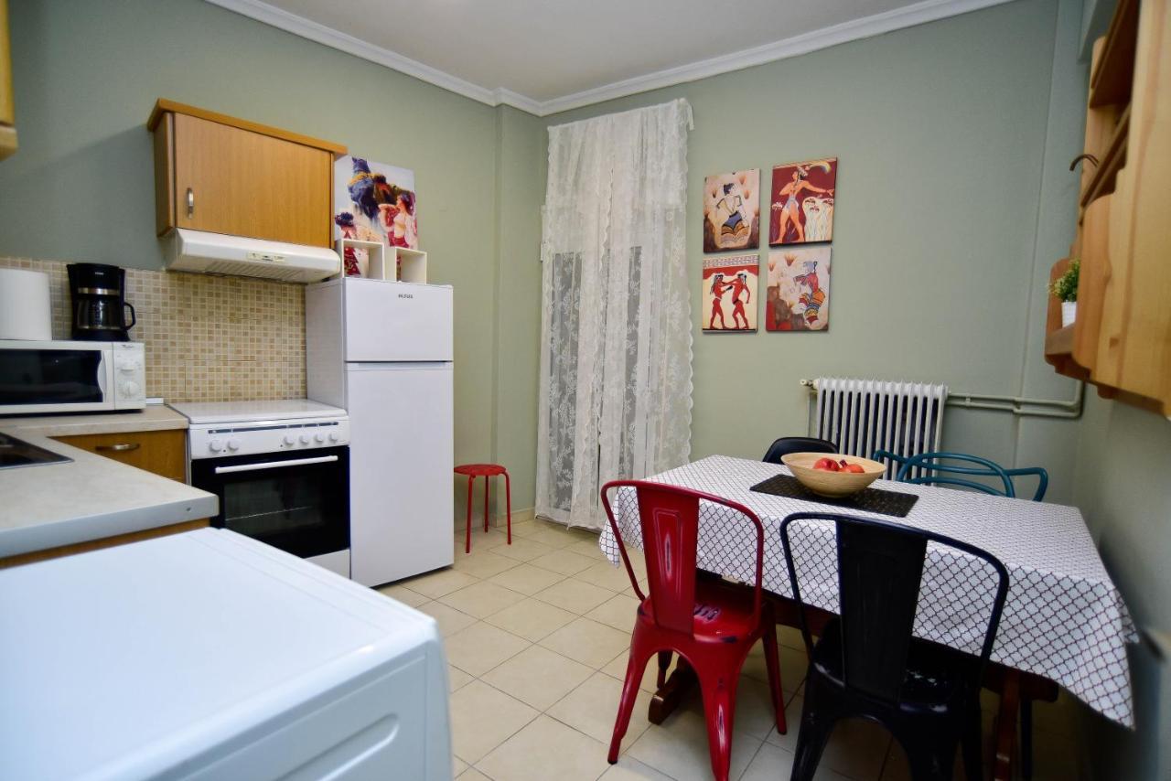 Apartment Colourful & Family-friendly Flat With A Funky Swing! *