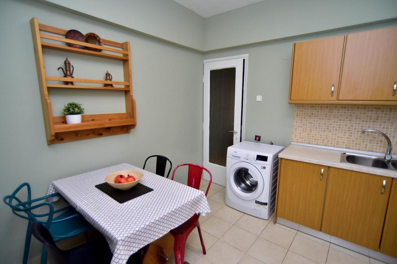Colourful & Family-friendly Flat With A Funky Swing! * Thessaloniki
