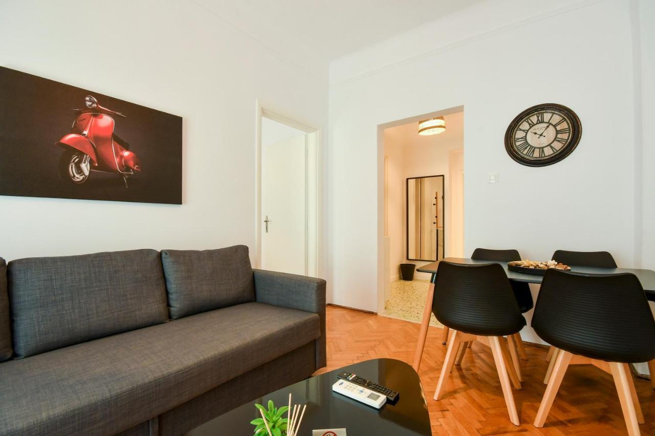 Center Comfortable Apartment