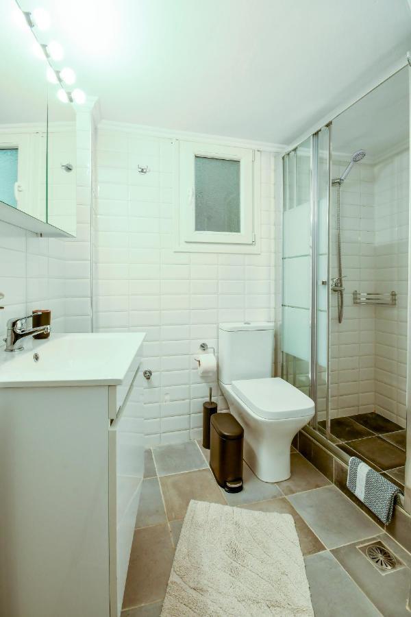 Center Comfortable Apartment *