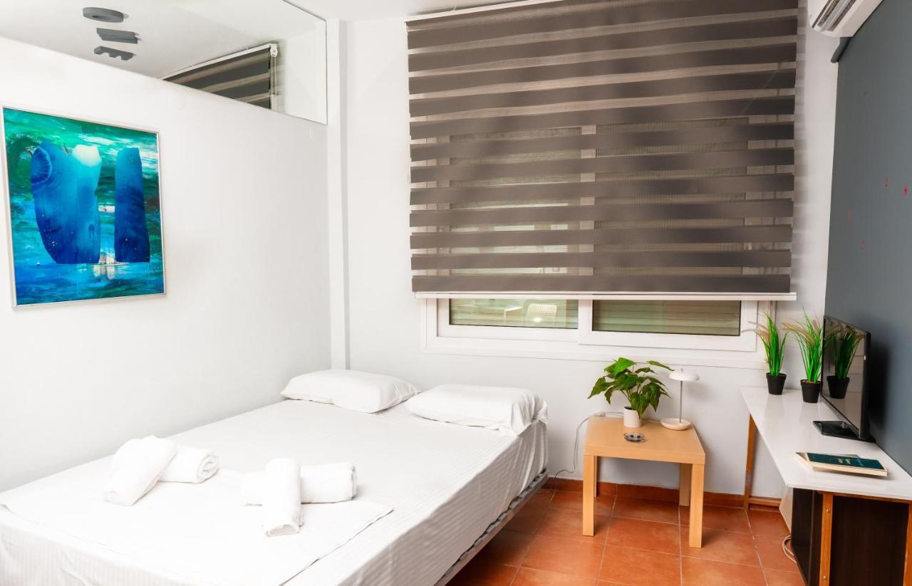 Modern For 2 Ppl In * Thessaloniki