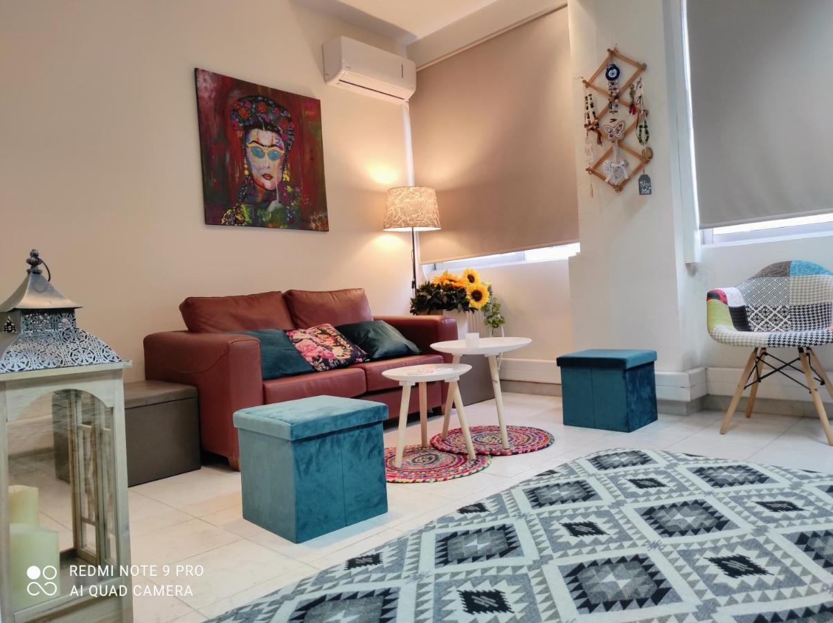 Apartment Marina's Boho Chic Near Seaside