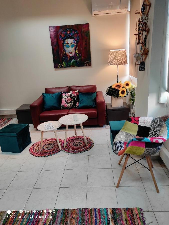 Marina's Boho Chic Near Seaside *