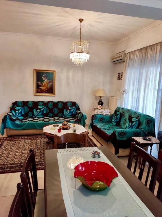Marys House , Lovely 2-bedroom Selanik