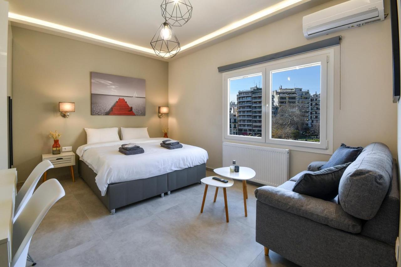 #skgh Amellie & αtlanta & Apollonia Suites - Navarinosquare View Apartment