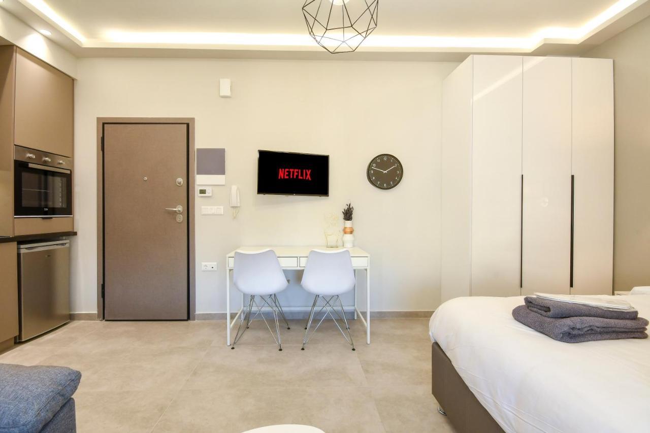 #skgh Amellie & αtlanta & Apollonia Suites - Navarinosquare View