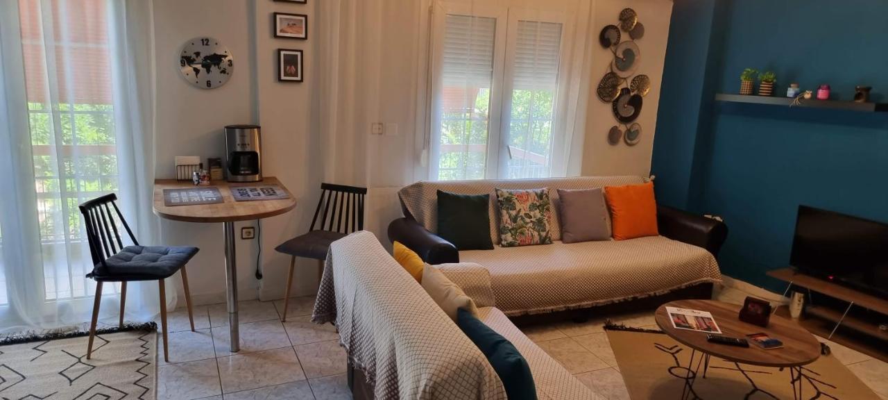 Apartment Ele - Charmy And Comfy Thessaloniki
