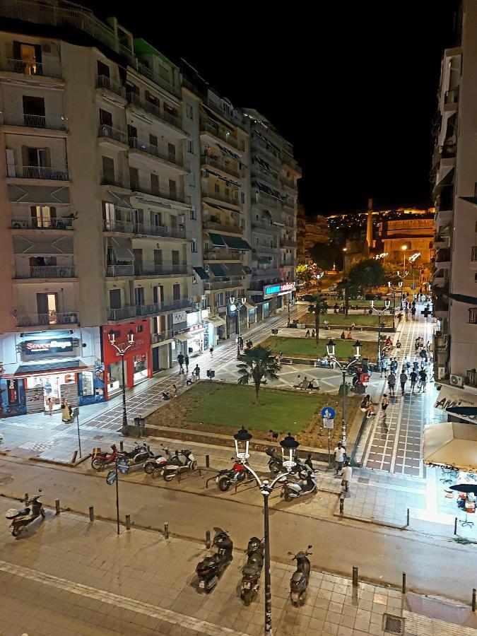 Nava In The Center Of