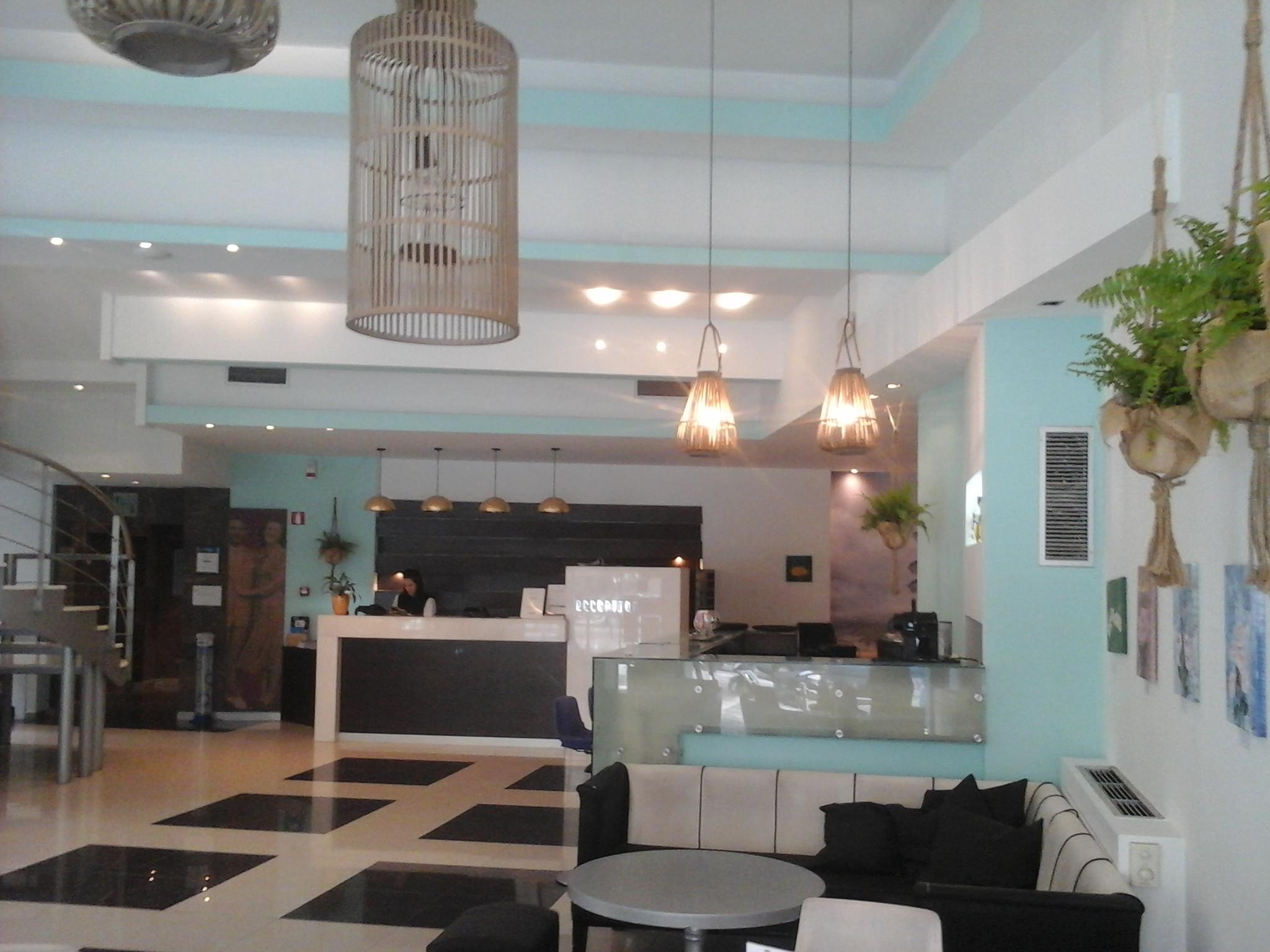 Hotel Metropolitan 4*