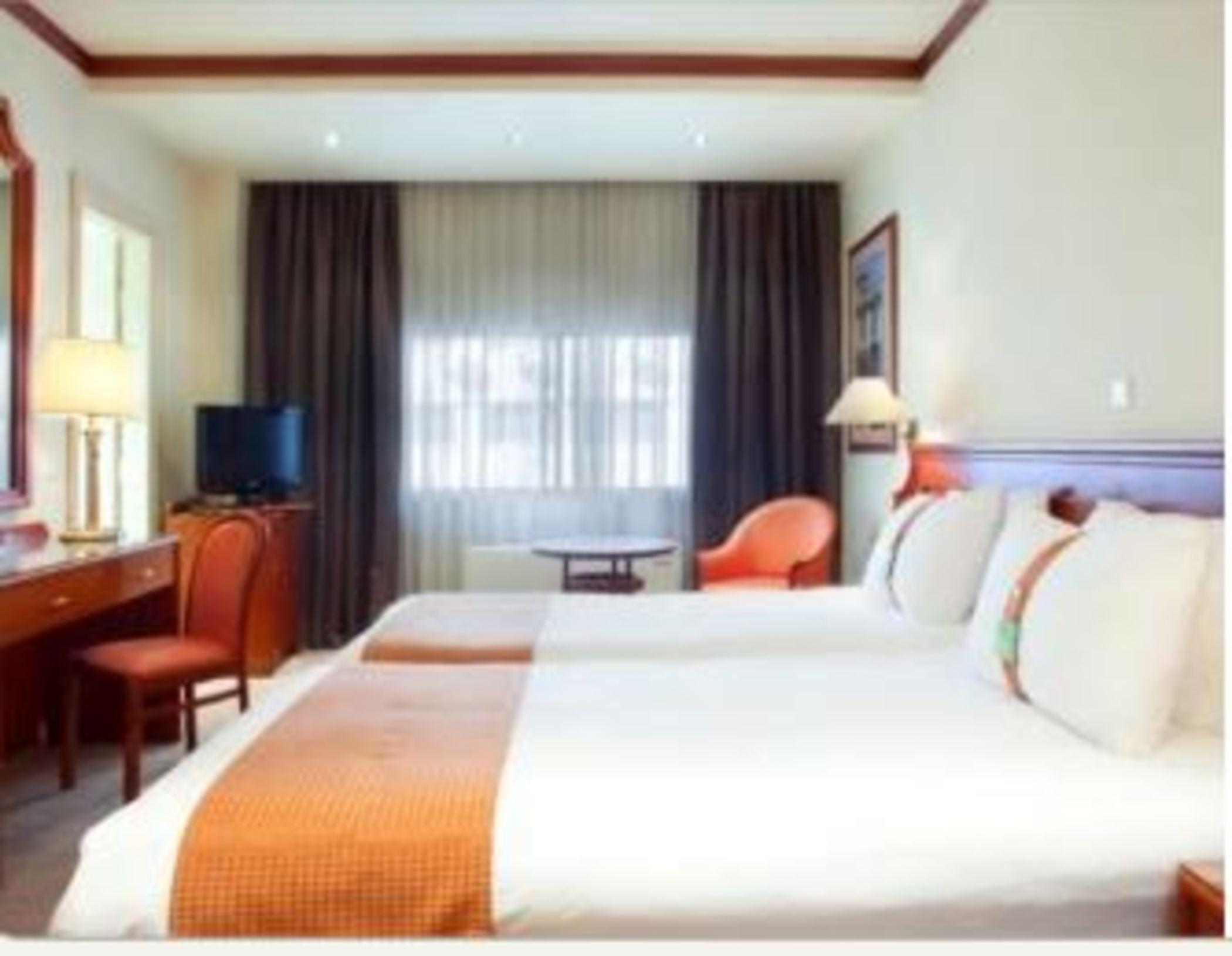 Hotel By Ihg 5*