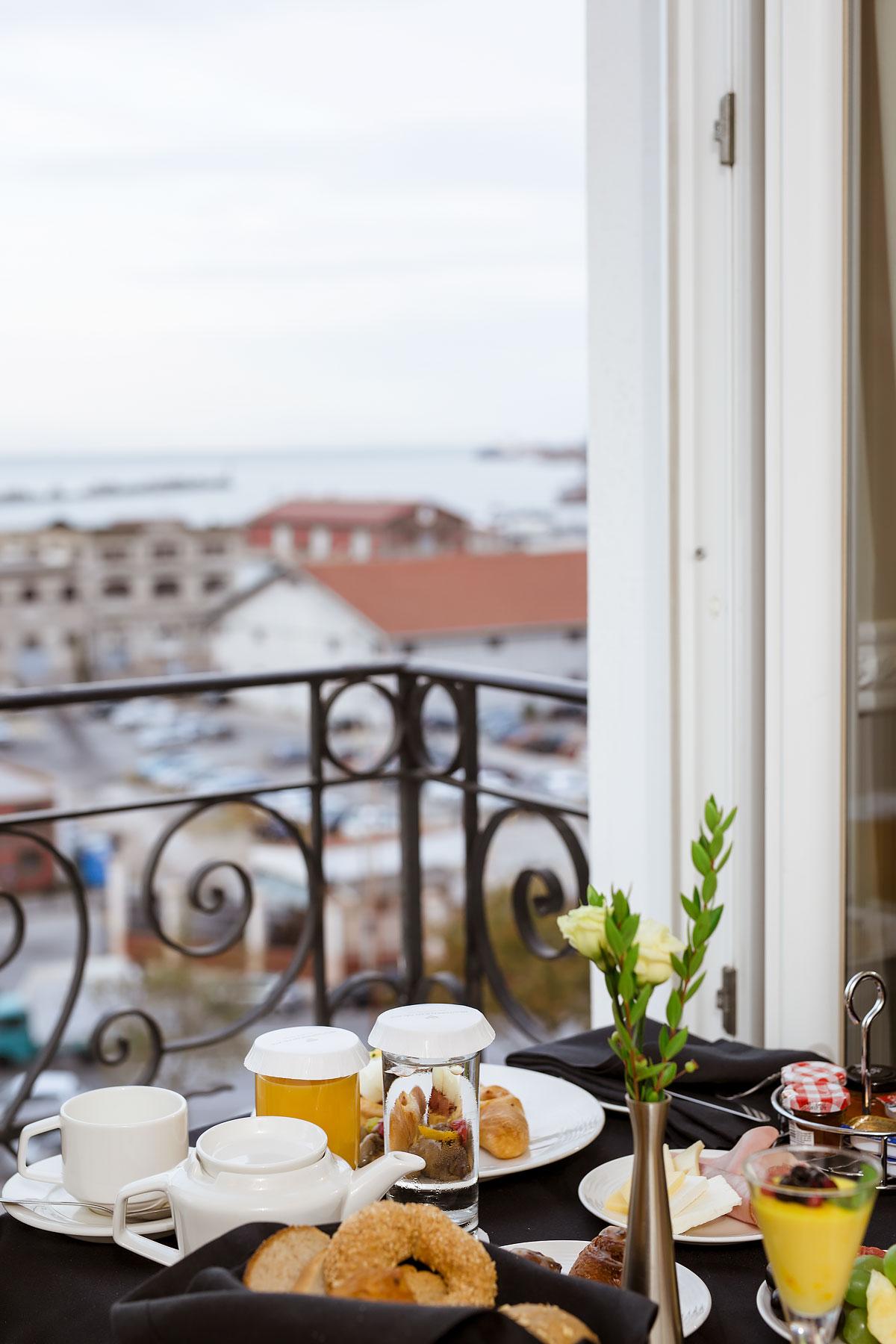 Mediterranean Palace Hotel