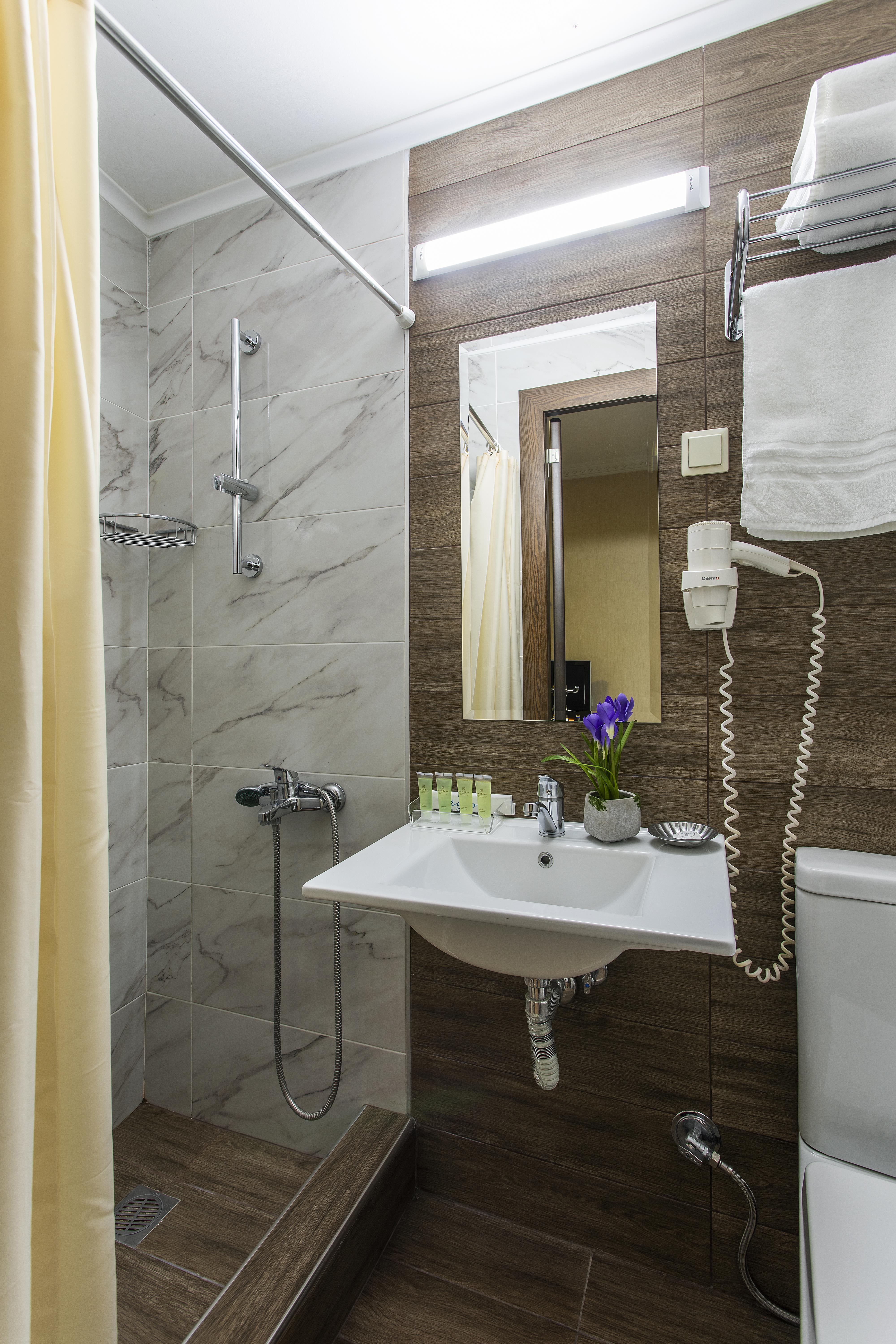 Egnatia 3*