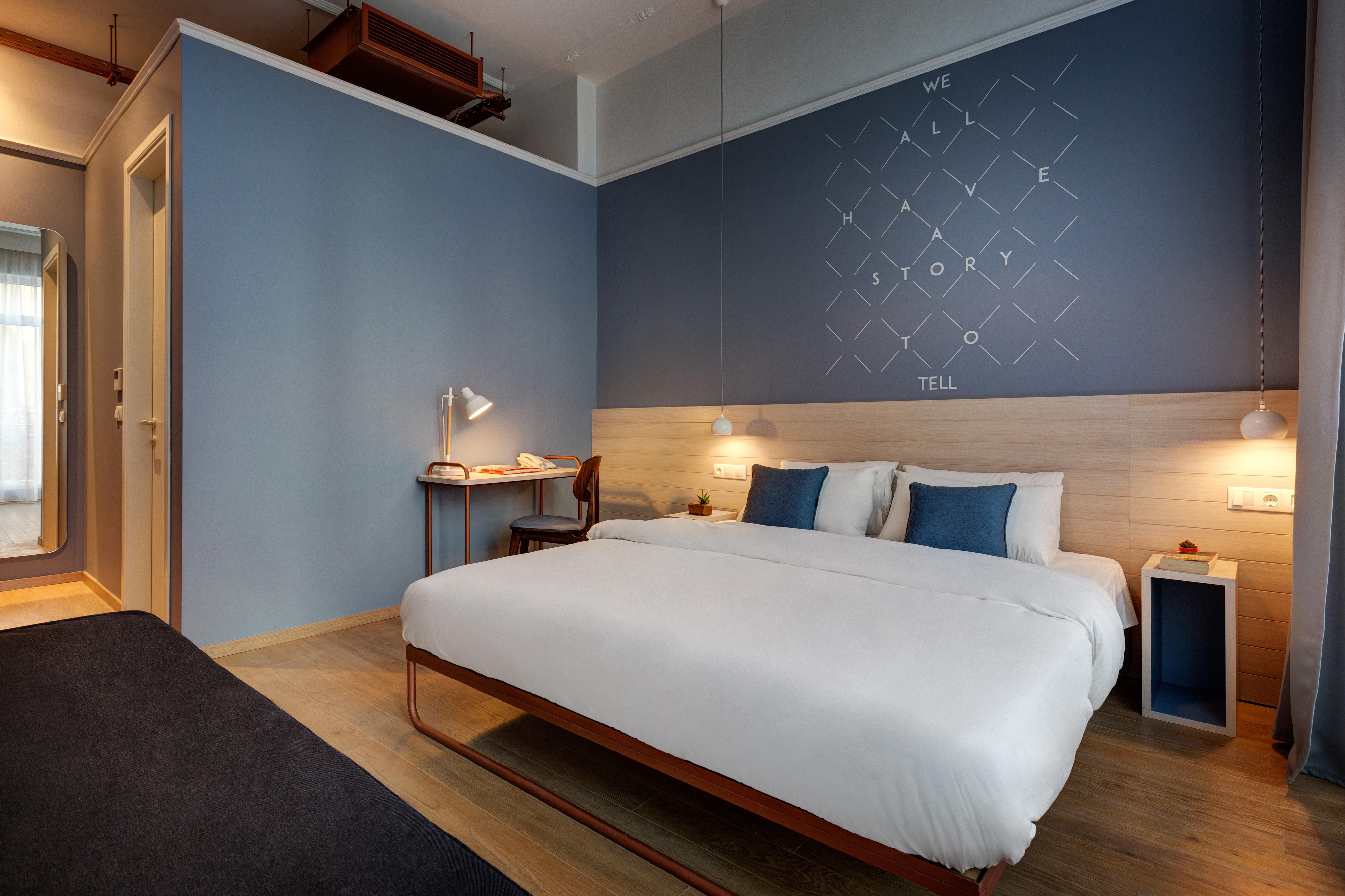 Colors Urban 4*