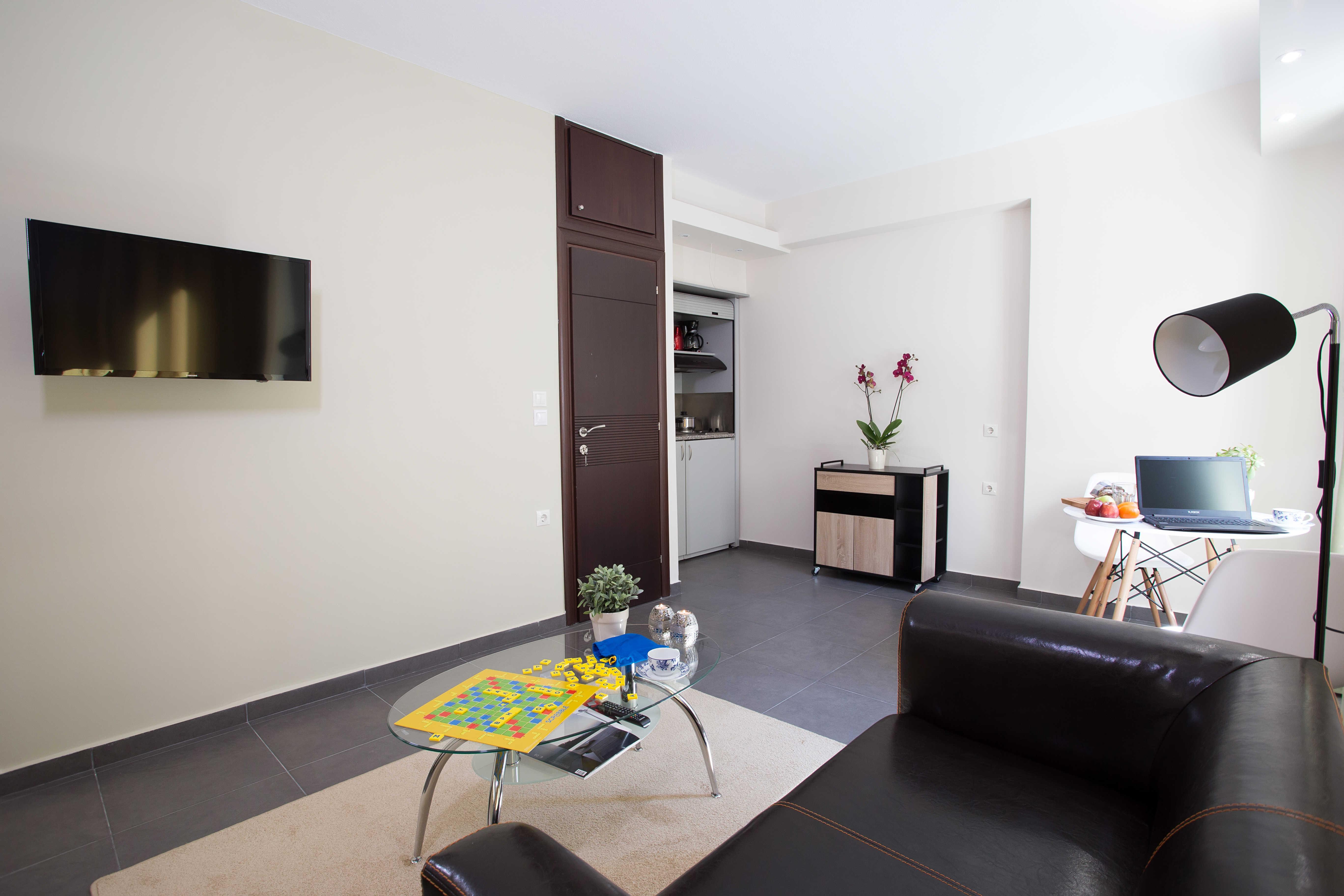 Polis Apartment *