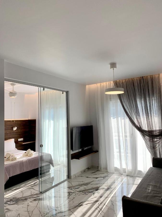 Thess1home Delfon
