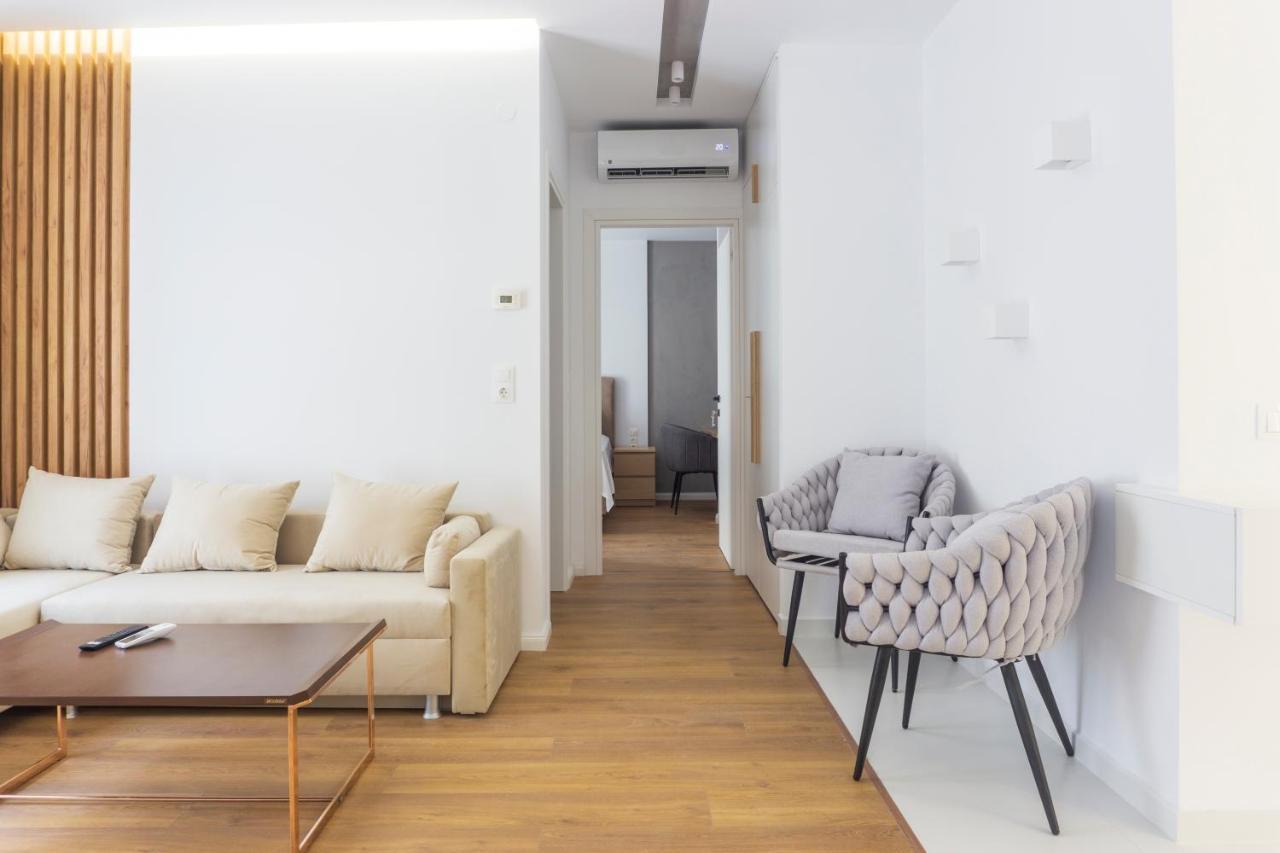New Modern Style Next To The Train Station * Thessaloniki