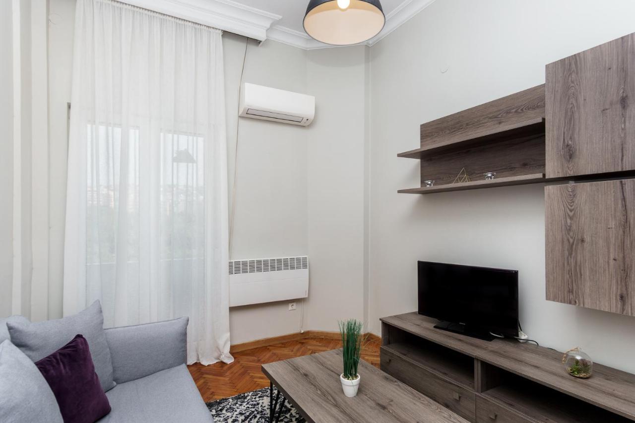 Apartment C.4 Red Rose #colony_central_apartment