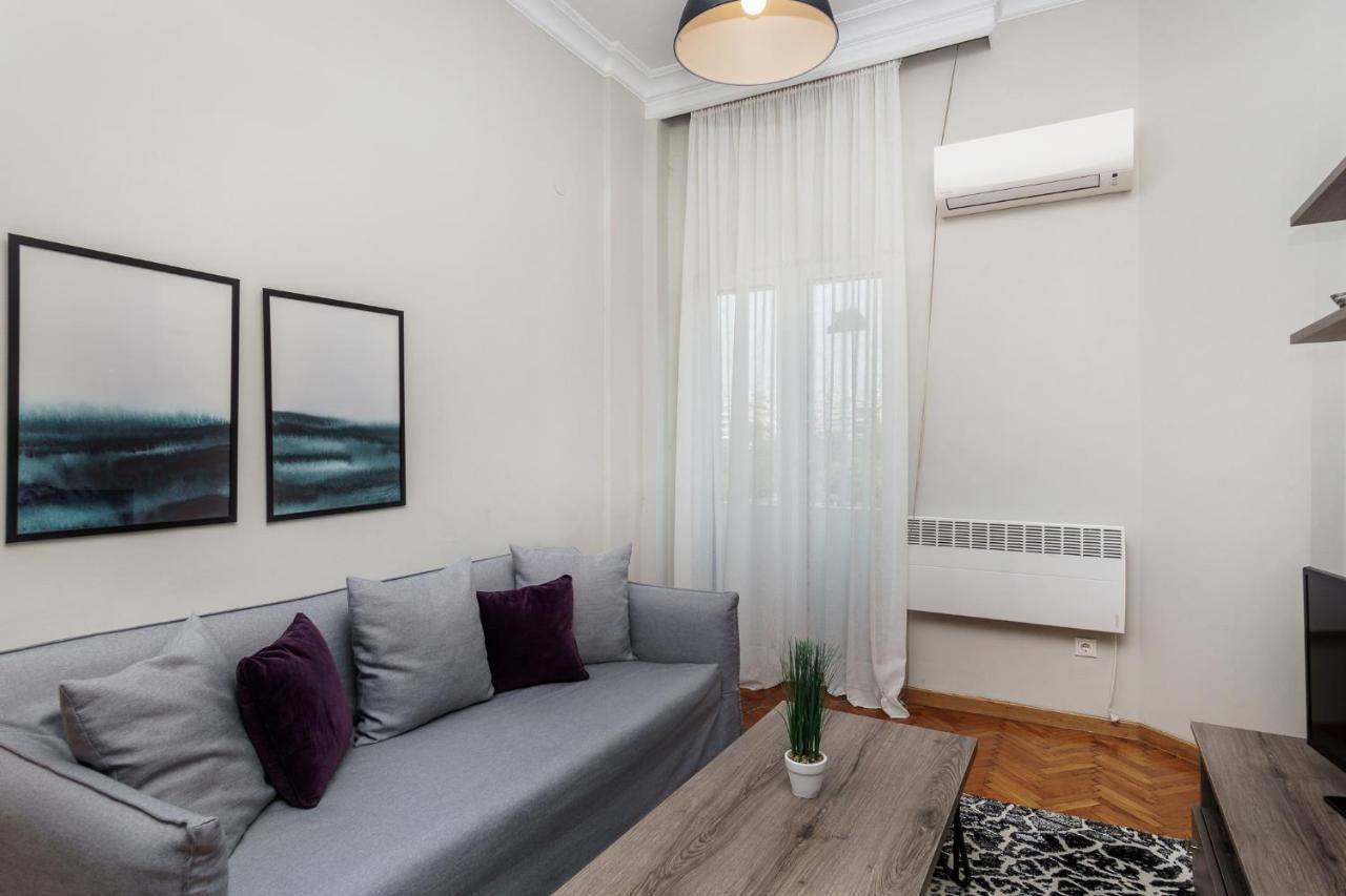 C.4 Red Rose #colony_central_apartment Apartment