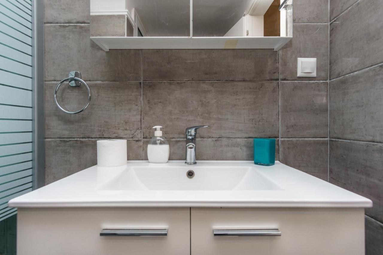 Apartment C.4 Red Rose #colony_central_apartment Thessaloniki