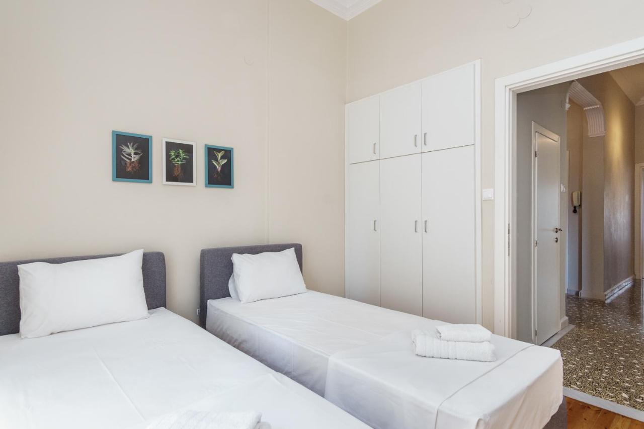 C.4 Red Rose #colony_central_apartment *
