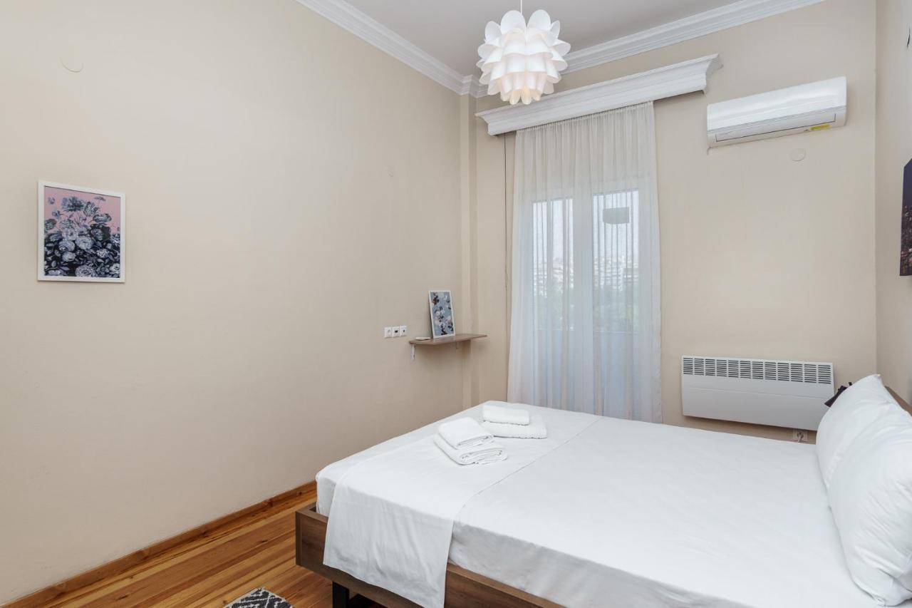 C.4 Red Rose #colony_central_apartment * Thessaloniki