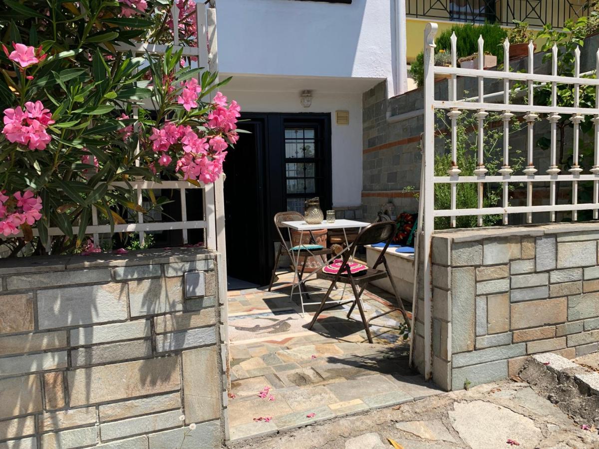 Gemuetliches In Ano Poli Apartment Thessaloniki