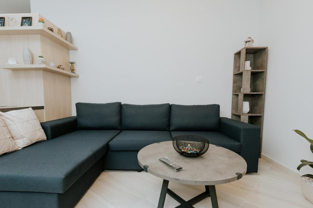 Karipidis Penthouse *