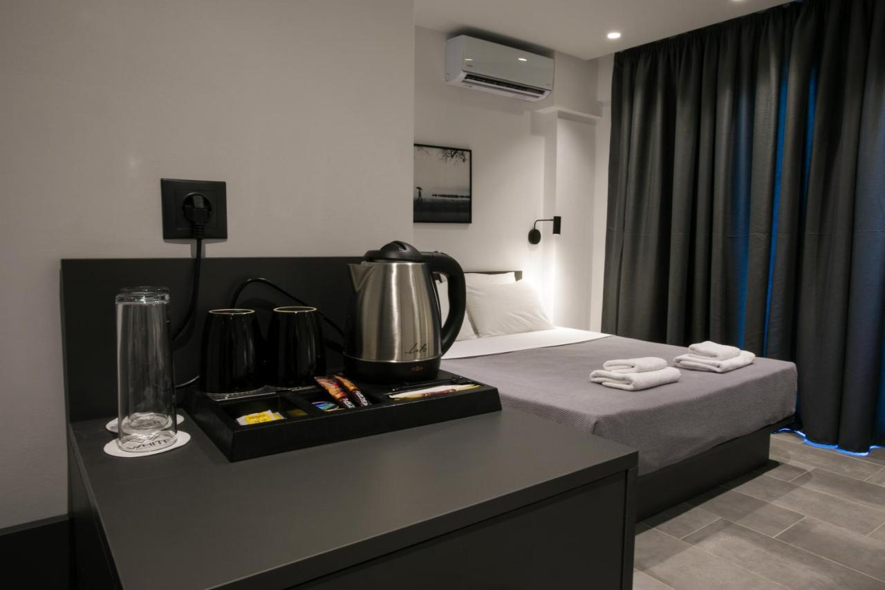 Bed & Breakfast White Trilogy *