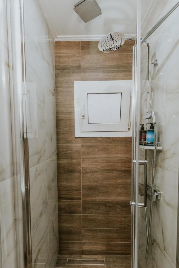 Karipidis Penthouse * Selanik