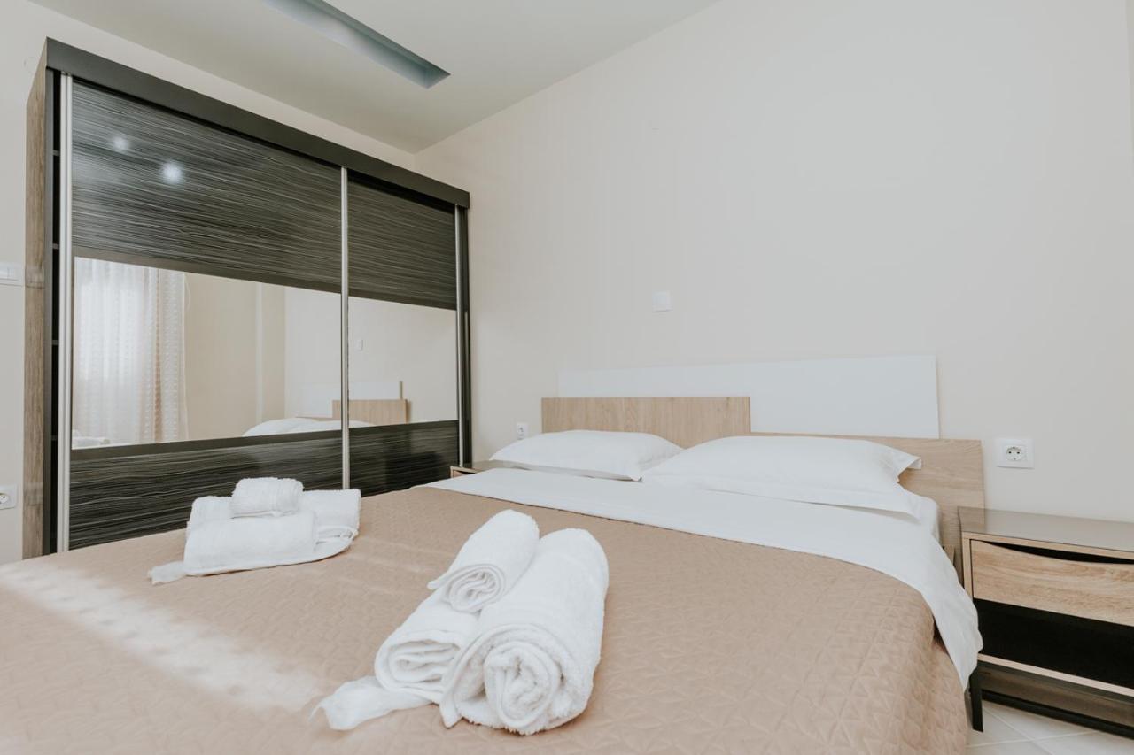 Apartment Karipidis Penthouse