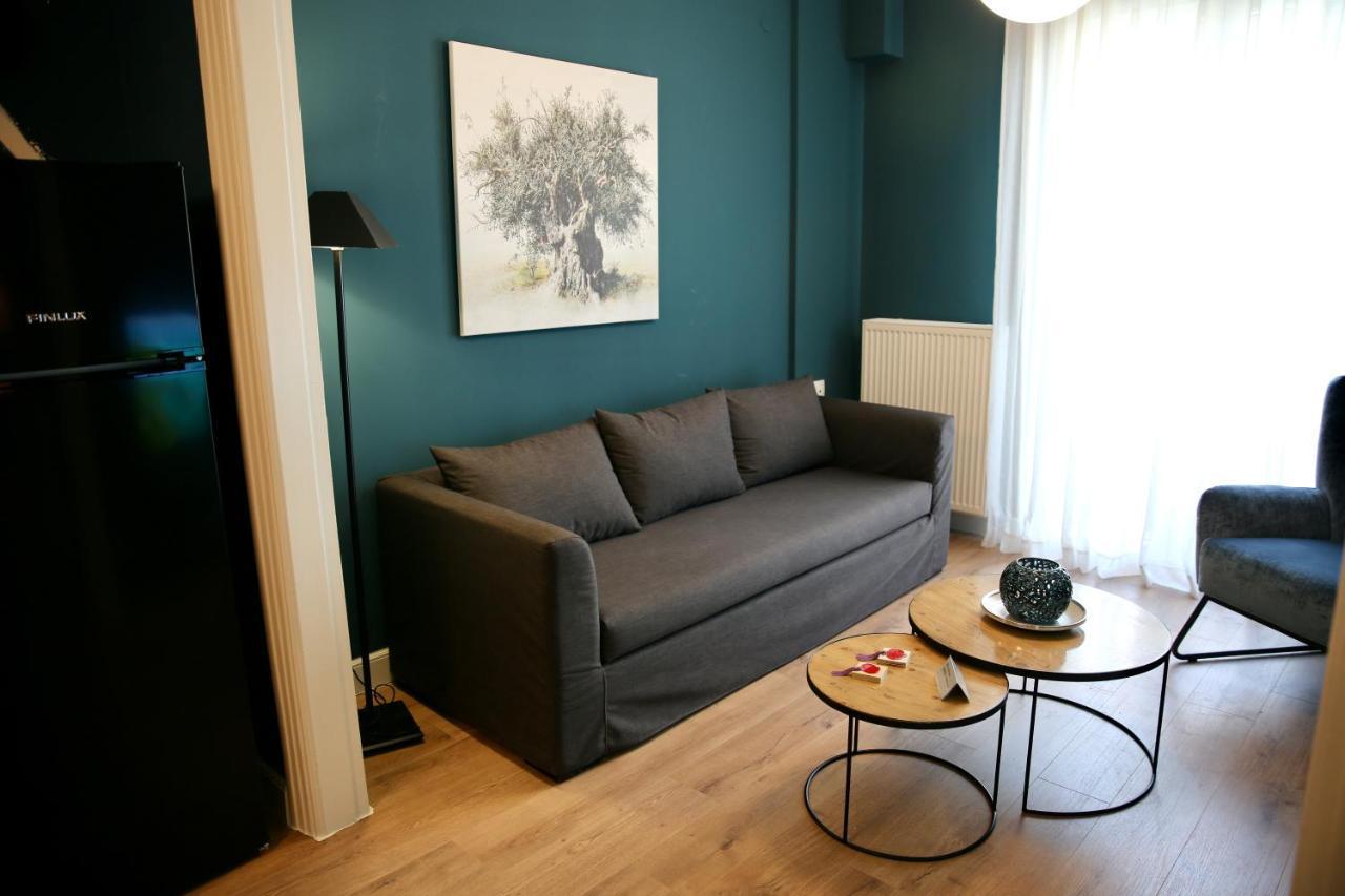 Urban Living 1 *